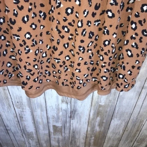 Andree Brown Leopard Blouse - Picture 3 of 5